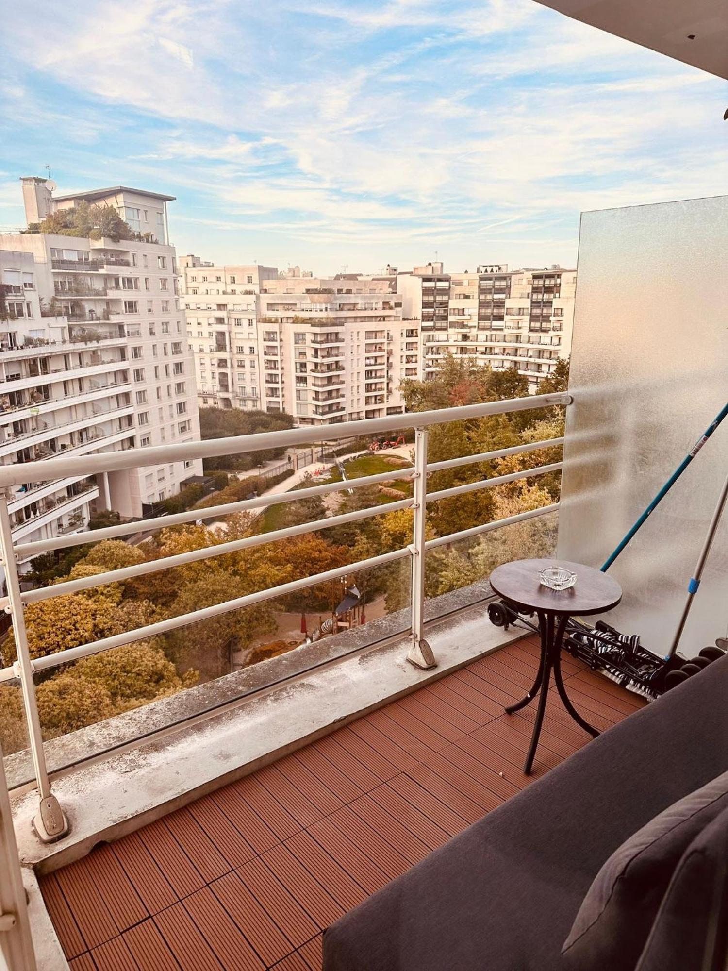Apartment Ryan Homes - In Hotel, La Defense