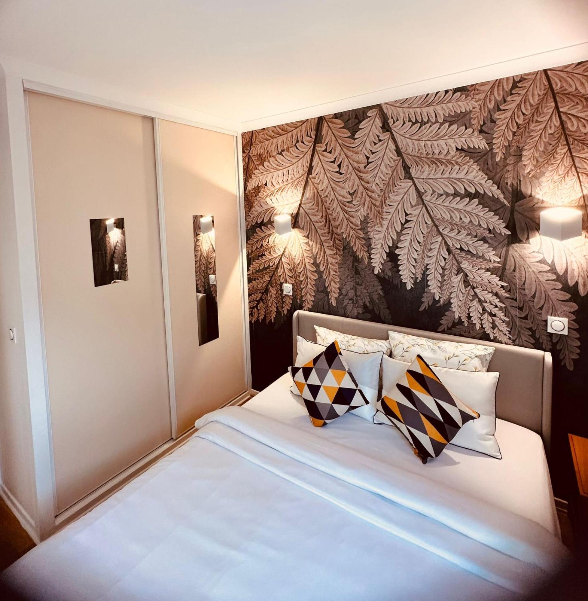 Apartment Ryan Homes - In Hotel, La Defense